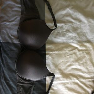 Cacique black bra.  44DD.